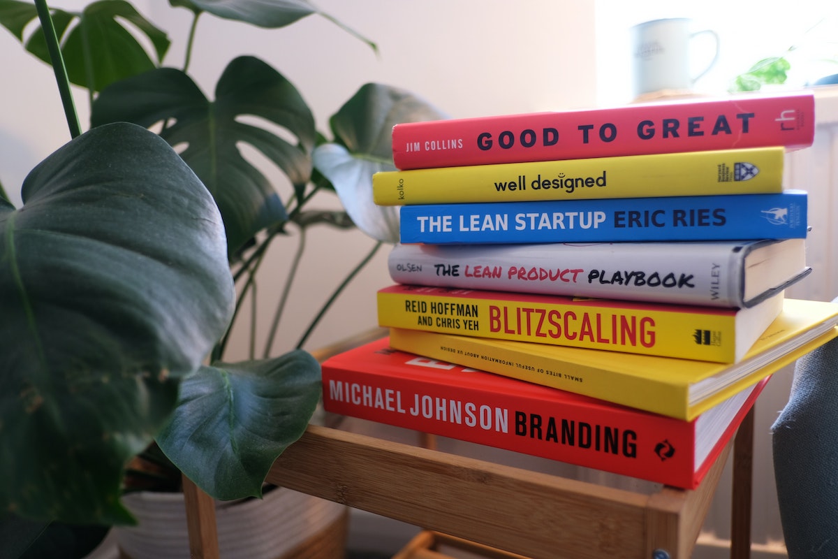 Product Service Management: Definition, Guide, Examples, Tips